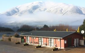 Owen River Tavern & Motels